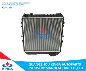 AUTO RADIÁTOR TOYOTA HILUX DIESEL